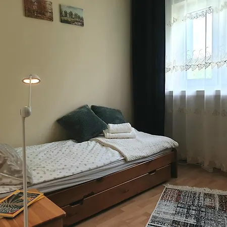 Mieszkanie Dla Calej Rodziny Лодзь